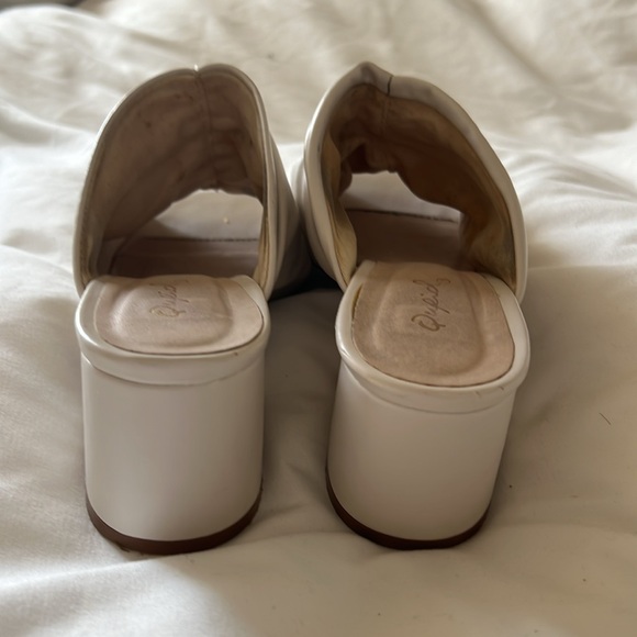 Vegan leather slides - Picture 6 of 8